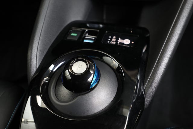 2021 NISSAN LEAF - 20