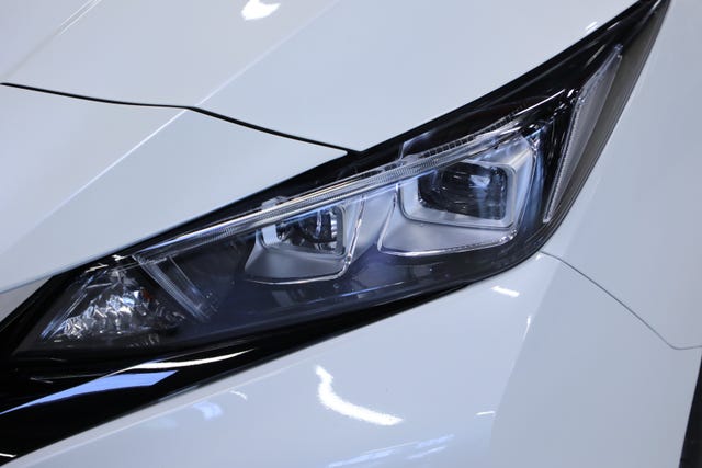 2021 NISSAN LEAF - 8