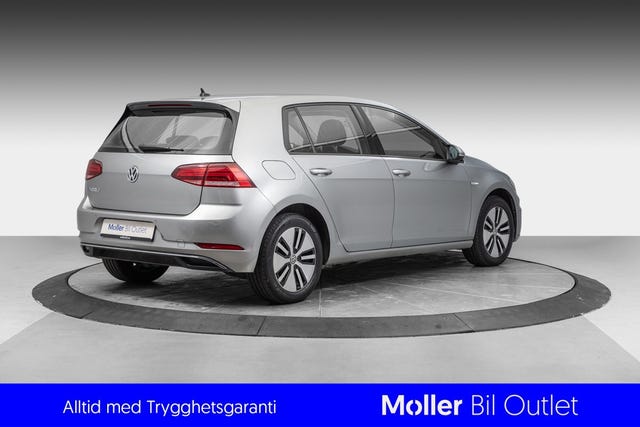 WVWZZZAUZJ8907210 2018 VOLKSWAGEN GOLF-4