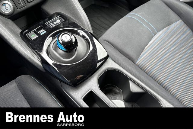 2021 NISSAN LEAF - 17