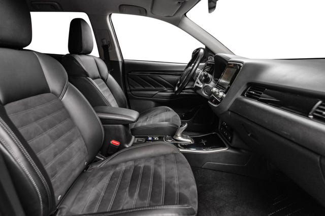 2020 MITSUBISHI OUTLANDER - 14