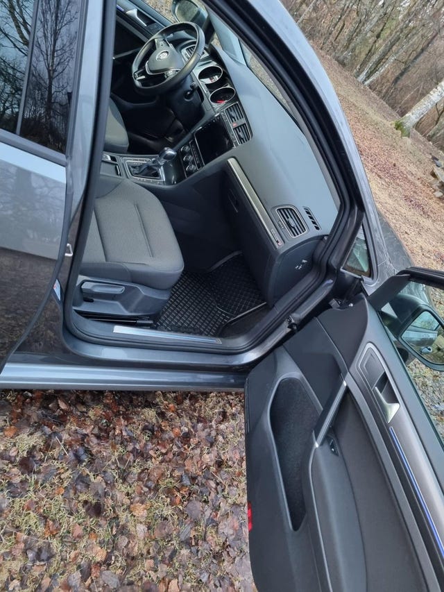 2018 VOLKSWAGEN GOLF - 21