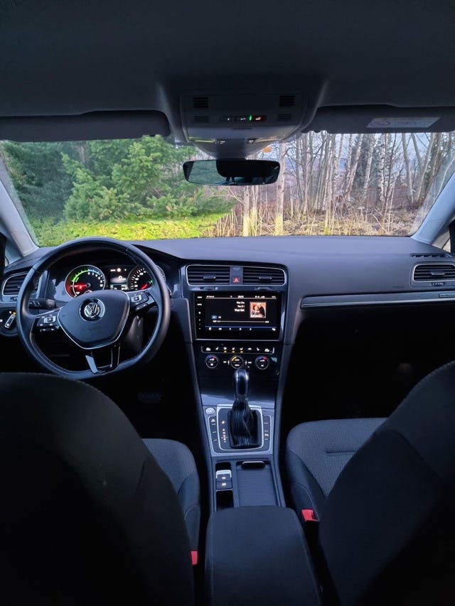 2018 VOLKSWAGEN GOLF - 42