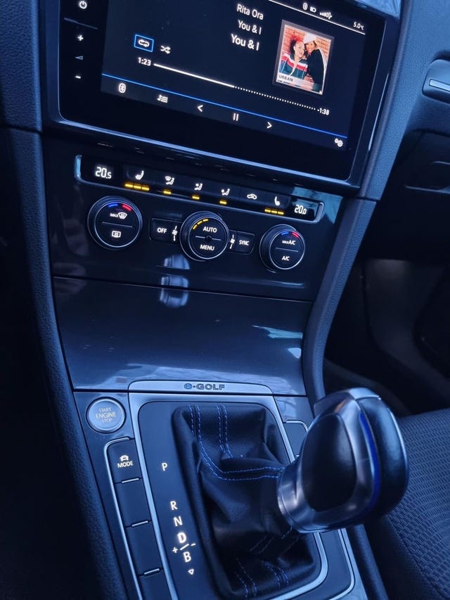 2018 VOLKSWAGEN GOLF - 41