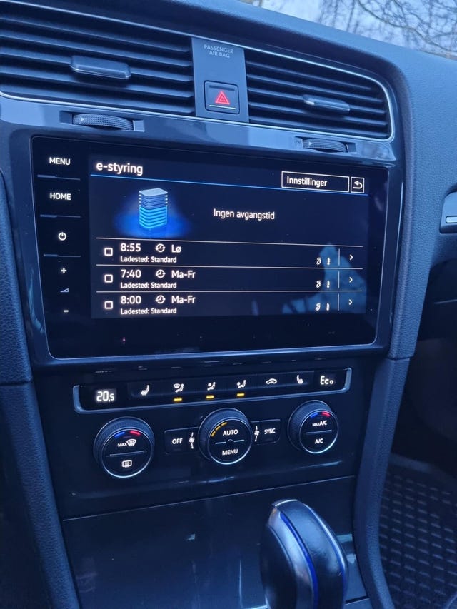 2018 VOLKSWAGEN GOLF - 34