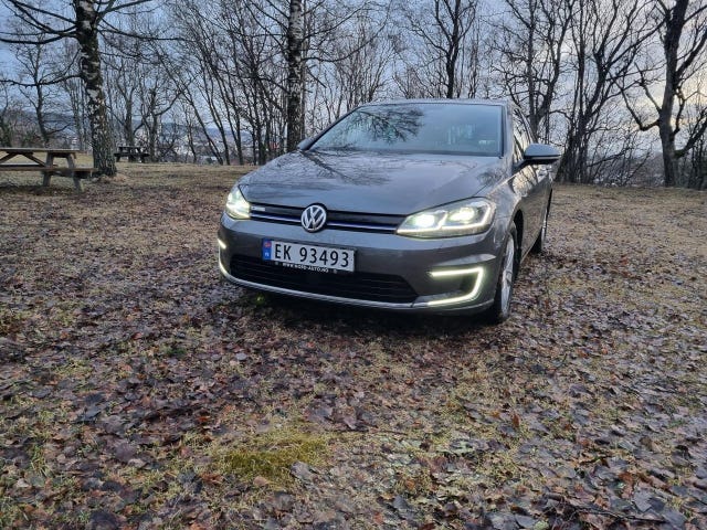WVWZZZAUZJ8910289 2018 VOLKSWAGEN GOLF-4