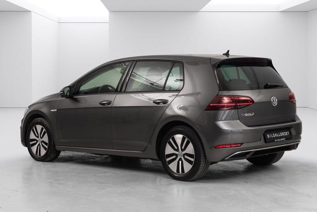 WVWZZZAUZKW902049 2019 VOLKSWAGEN GOLF-4