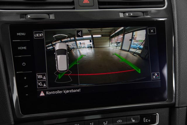 2019 VOLKSWAGEN GOLF - 19