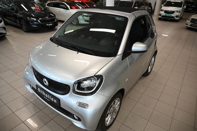 2019 SMART FORTWO - 30