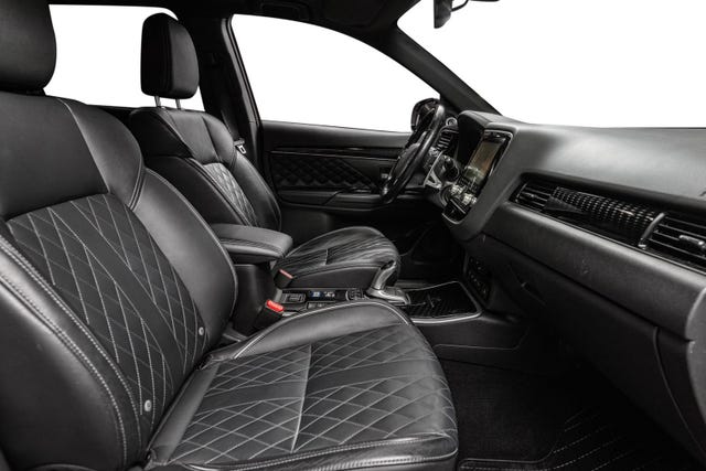 2020 MITSUBISHI OUTLANDER - 13