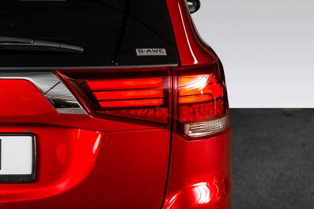 2020 MITSUBISHI OUTLANDER - 8