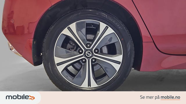 2018 NISSAN LEAF - 24