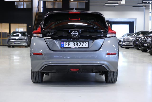 2022 NISSAN LEAF - 7