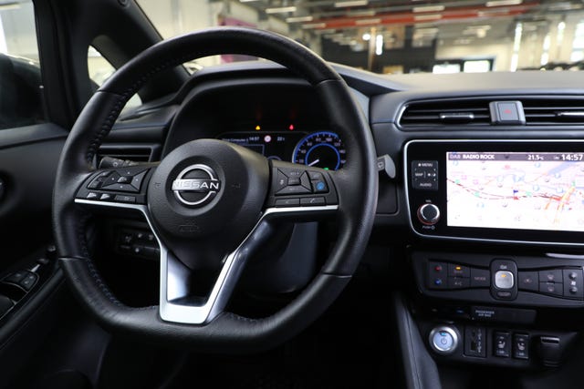 2022 NISSAN LEAF - 14