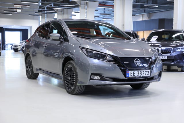 null 2022 NISSAN LEAF-1