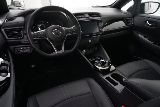 2021 NISSAN LEAF - 8