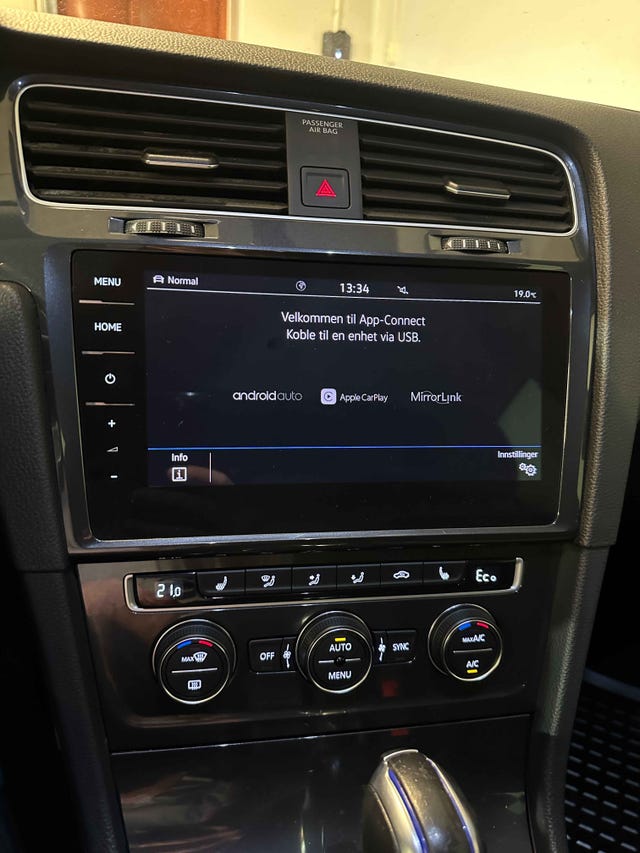 2019 VOLKSWAGEN GOLF - 9