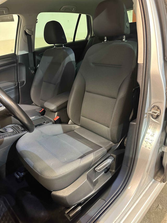 2019 VOLKSWAGEN GOLF - 13