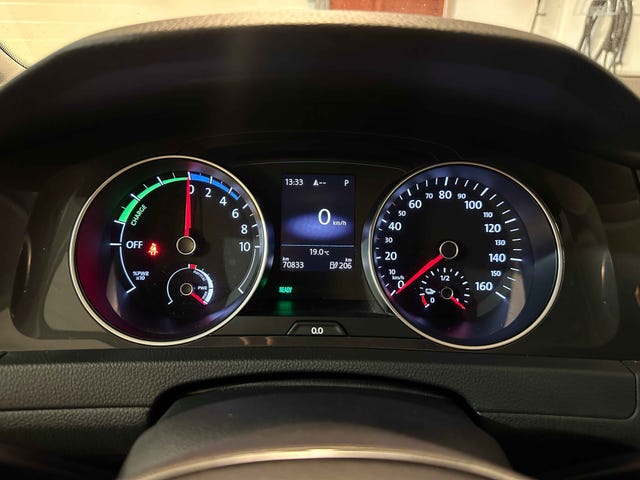 WVWZZZAUZKW915550 2019 VOLKSWAGEN GOLF-4