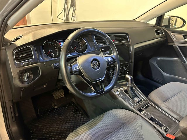 WVWZZZAUZKW915550 2019 VOLKSWAGEN GOLF-3