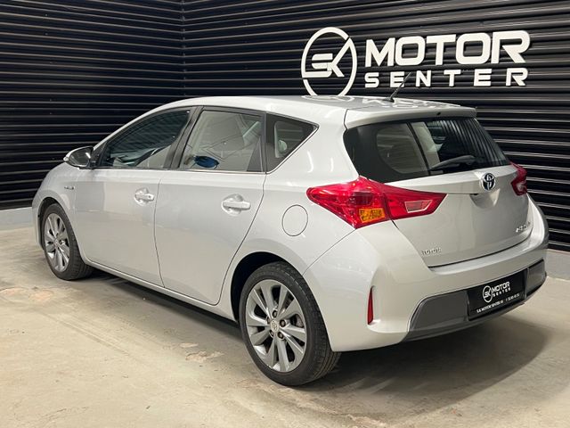 SB1MS3JE10E010616 2013 TOYOTA AURIS-1