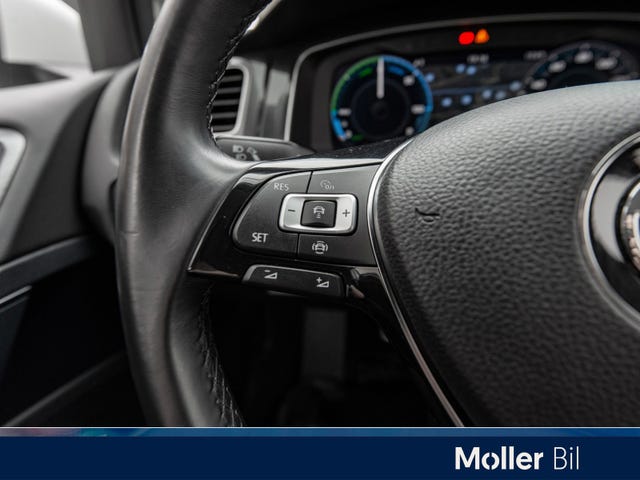2019 VOLKSWAGEN GOLF - 16
