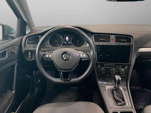 2018 VOLKSWAGEN GOLF - 10