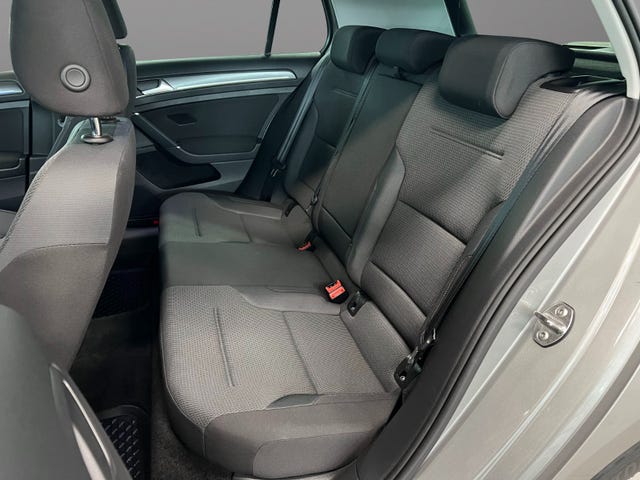 2018 VOLKSWAGEN GOLF - 9