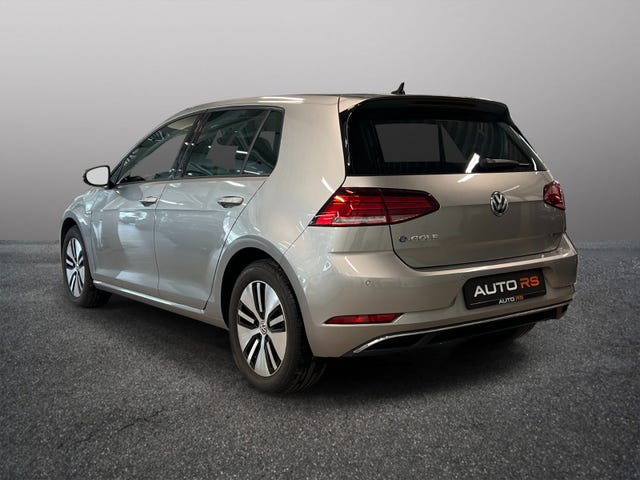 WVWZZZAUZJ8910336 2018 VOLKSWAGEN GOLF-3