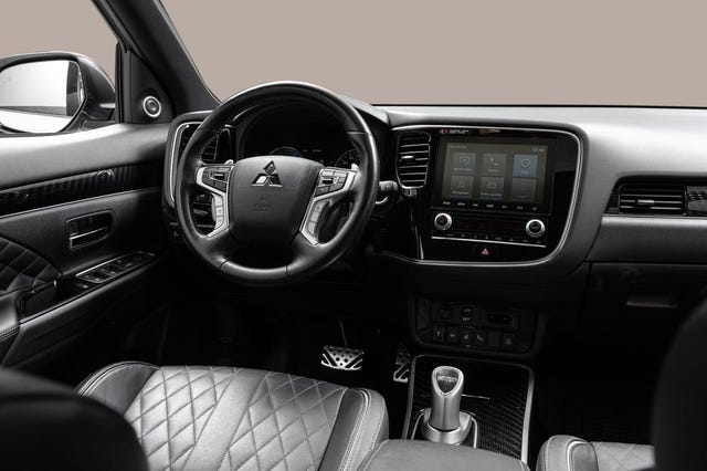 2020 MITSUBISHI OUTLANDER - 23