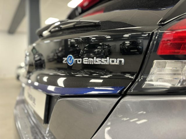2018 NISSAN LEAF - 7