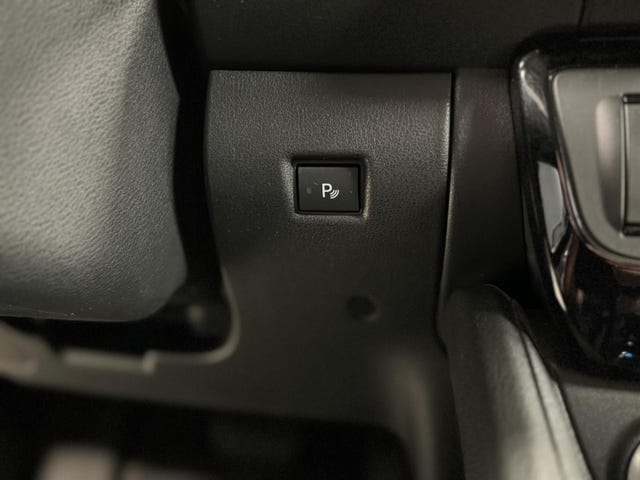 2018 NISSAN LEAF - 37