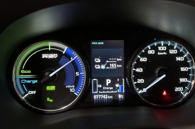 2020 MITSUBISHI OUTLANDER - 12