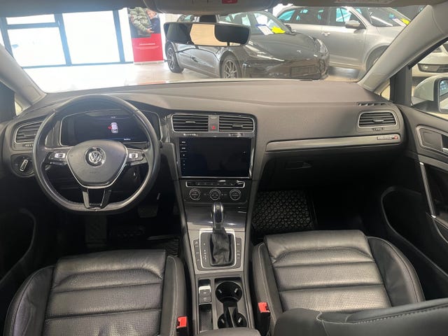2019 VOLKSWAGEN GOLF - 10