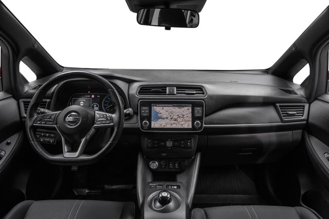 2021 NISSAN LEAF - 12