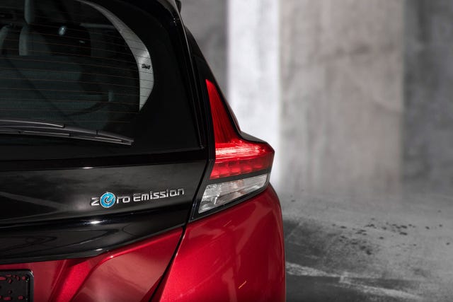 2021 NISSAN LEAF - 7