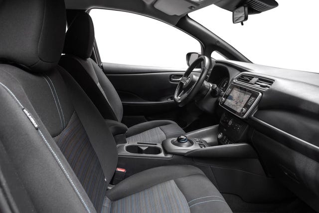 2021 NISSAN LEAF - 23