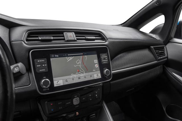 2021 NISSAN LEAF - 19