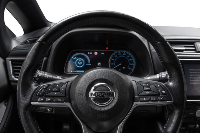 2021 NISSAN LEAF - 15