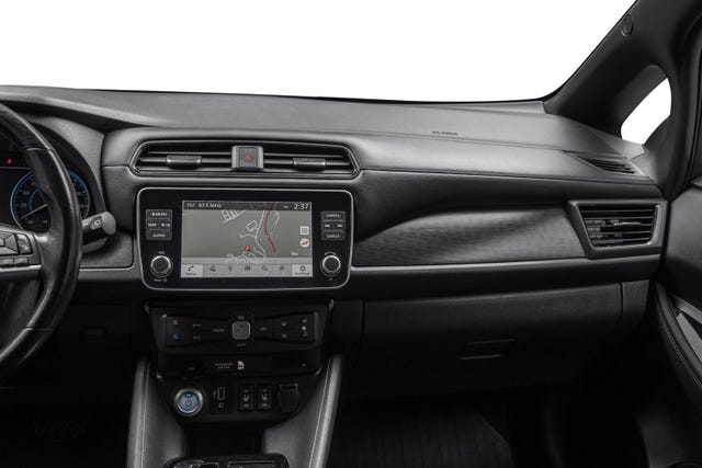 2021 NISSAN LEAF - 20