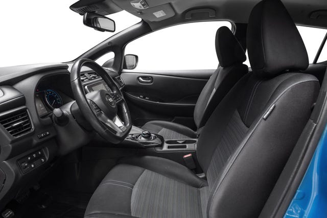 2021 NISSAN LEAF - 10