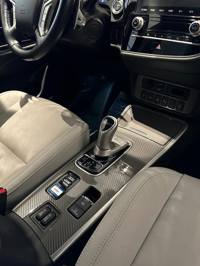 2020 MITSUBISHI OUTLANDER - 38