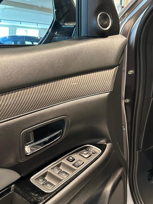 2020 MITSUBISHI OUTLANDER - 11