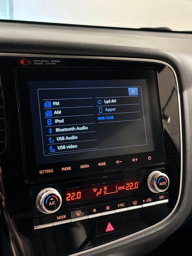 2020 MITSUBISHI OUTLANDER - 25