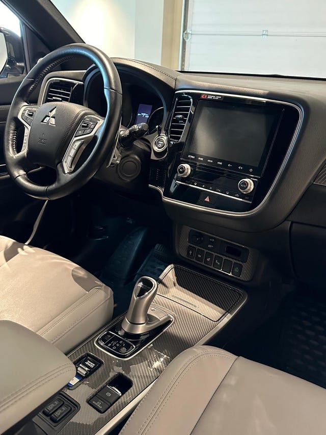 2020 MITSUBISHI OUTLANDER - 37