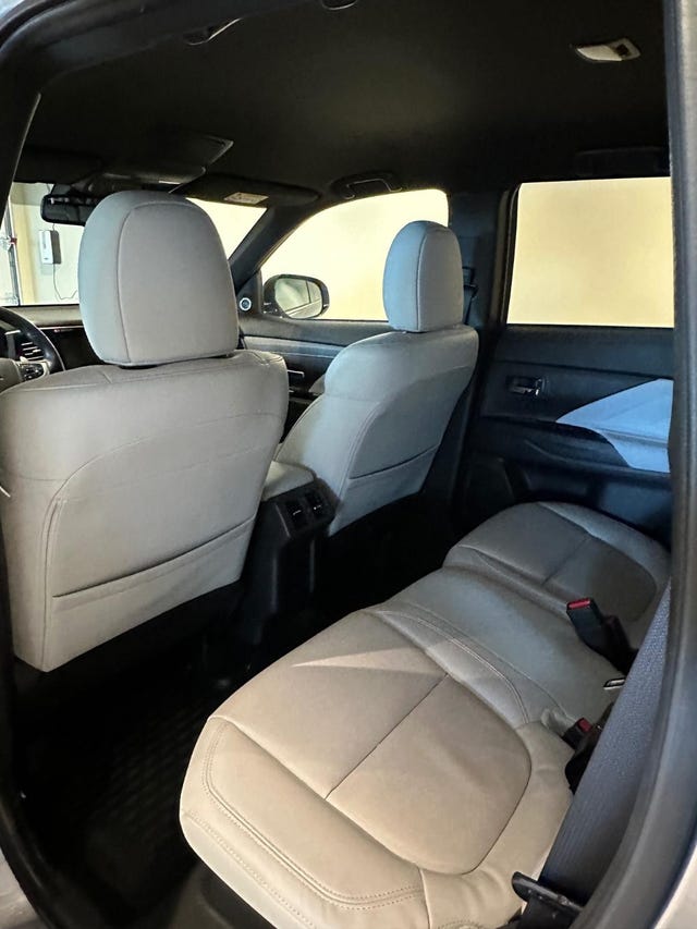 2020 MITSUBISHI OUTLANDER - 32
