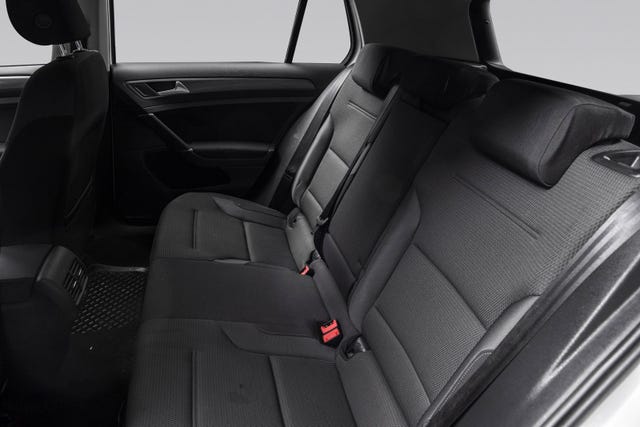 2019 VOLKSWAGEN GOLF - 27