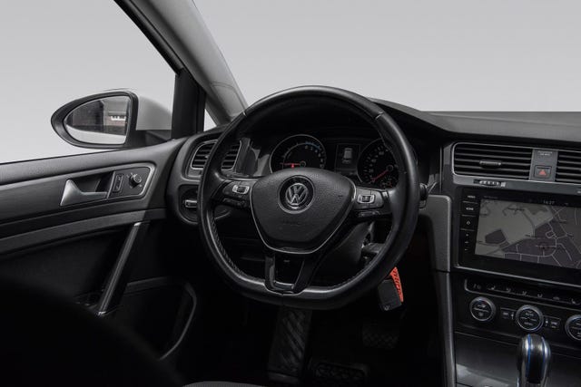 2019 VOLKSWAGEN GOLF - 16