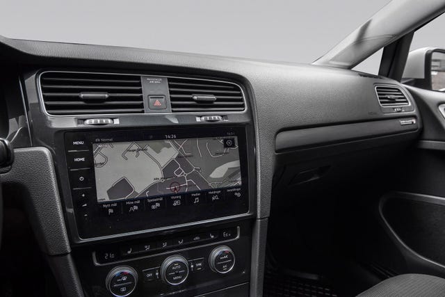 2019 VOLKSWAGEN GOLF - 21
