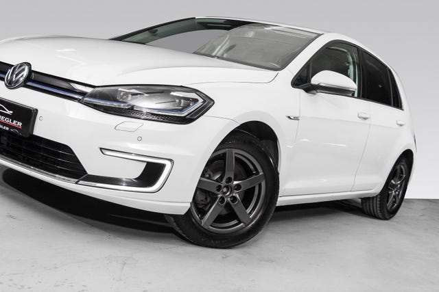 WVWZZZAUZKW900187 2019 VOLKSWAGEN GOLF-2